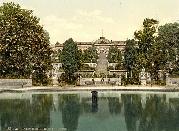 Schloss Sanssouci um 1900