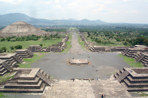 Mondpyramide in Teotihuacan
